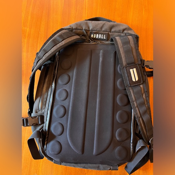 Good condition Nobull canvas backpack - Picture 2 of 4